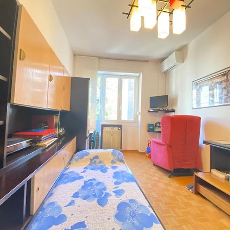 Beada Home, A Pochi Passi Dal Centro Storico Milano E Navigli, Con Fermata Metropolitana Sotto Casa Milão Exterior foto